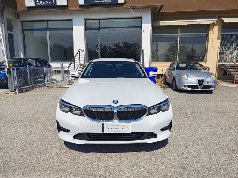 BMW Serie 3 - 8