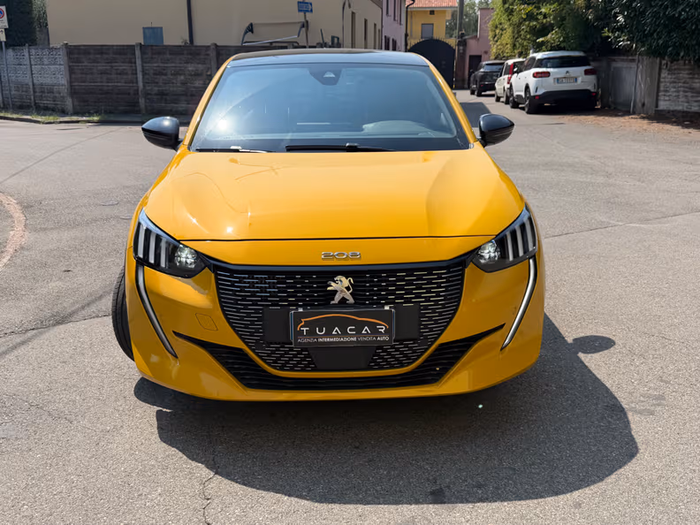 Peugeot 208 - 2