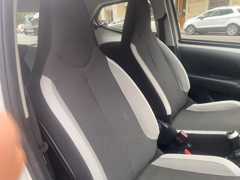 Toyota Aygo - 13