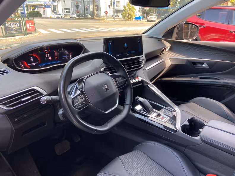 Peugeot 3008 - 8