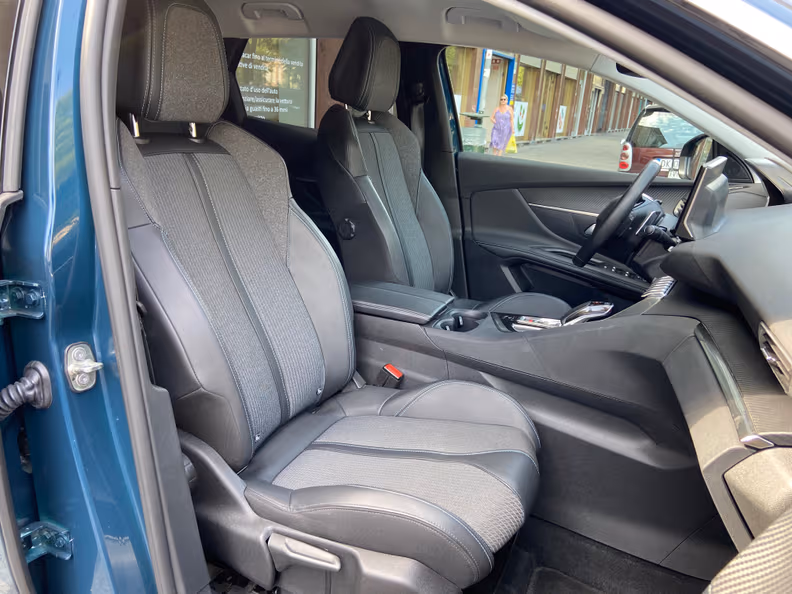 Peugeot 3008 - 33