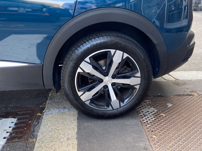 Peugeot 3008 - 19