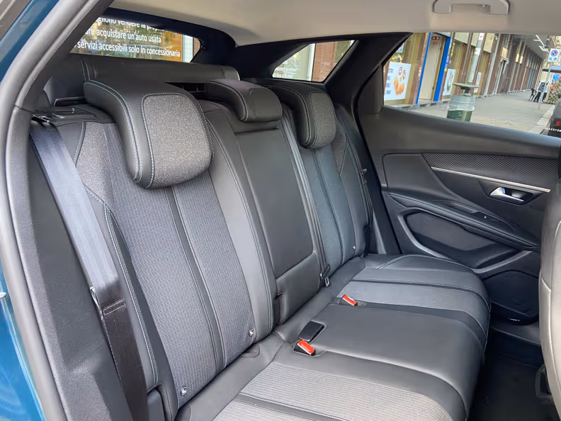 Peugeot 3008 - 30