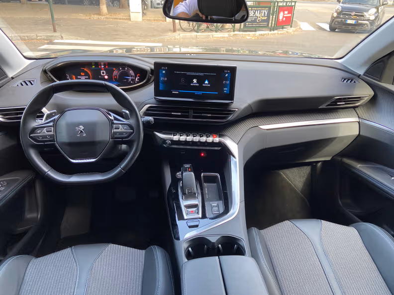 Peugeot 3008 - 10