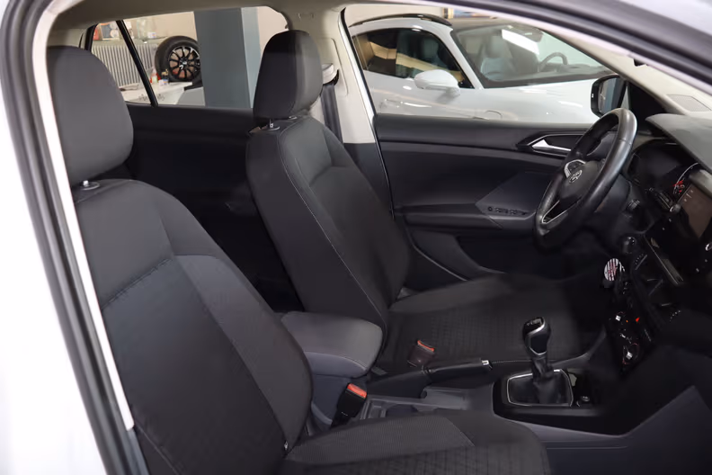 Volkswagen T-Cross - 10