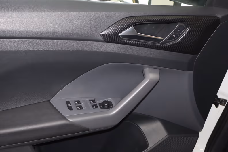 Volkswagen T-Cross - 15