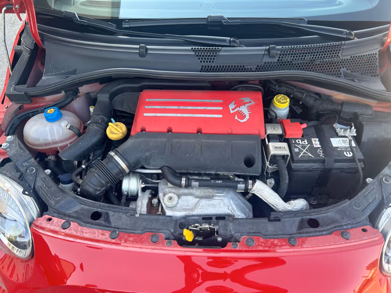 Abarth 695 - 27