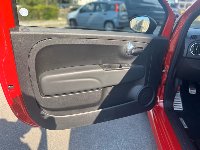 Abarth 695 - 10