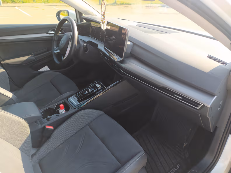 Volkswagen Golf - 9