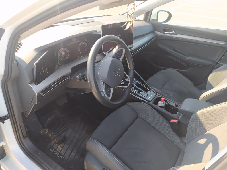 Volkswagen Golf - 7