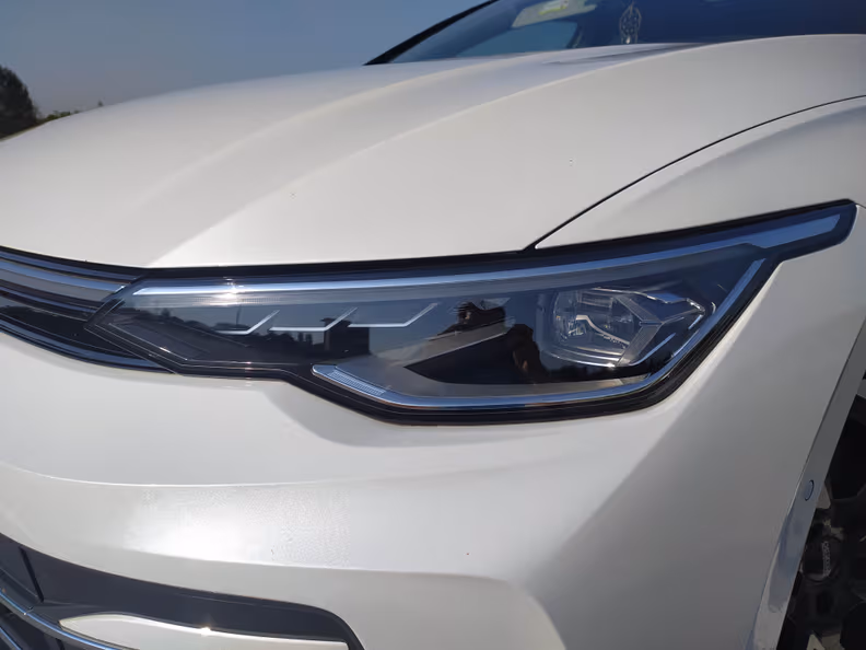 Volkswagen Golf - 15