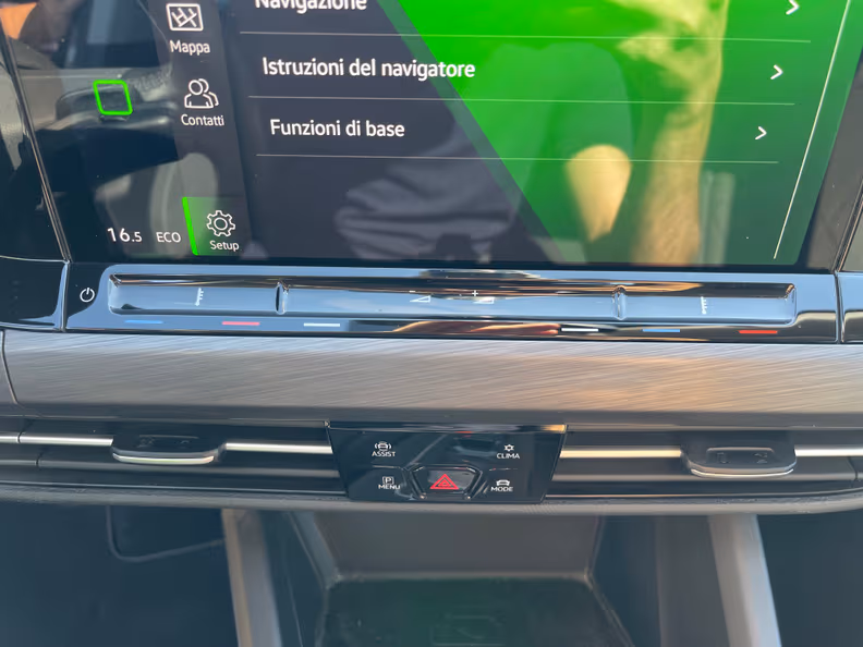 Volkswagen Golf - 18