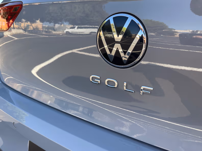 Volkswagen Golf - 41