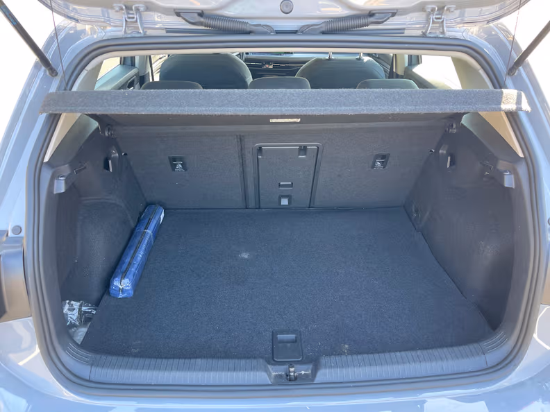 Volkswagen Golf - 11