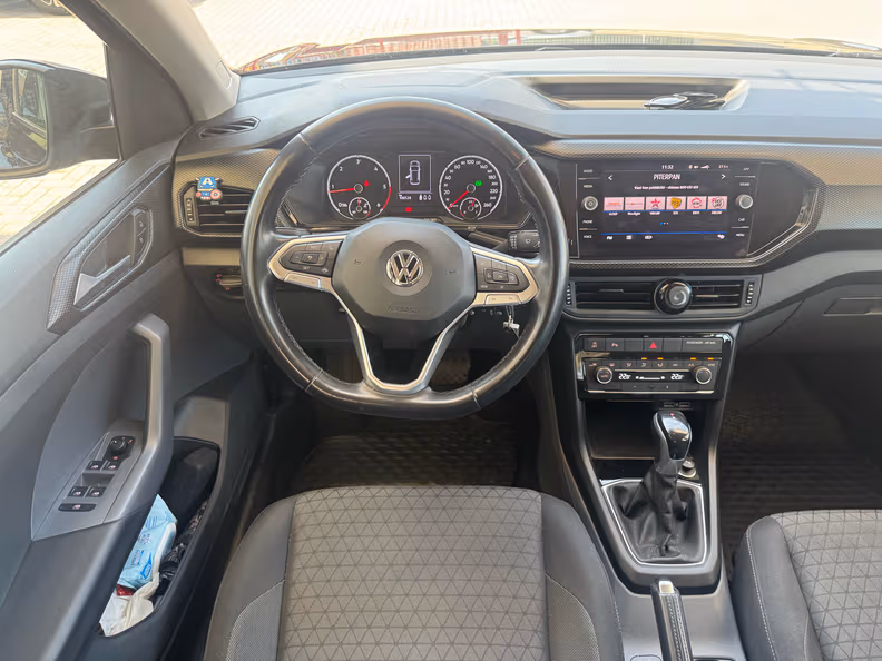 Volkswagen T-Cross - 8