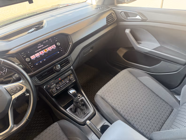 Volkswagen T-Cross - 29