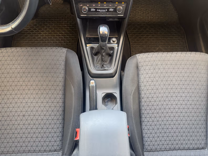 Volkswagen T-Cross - 15