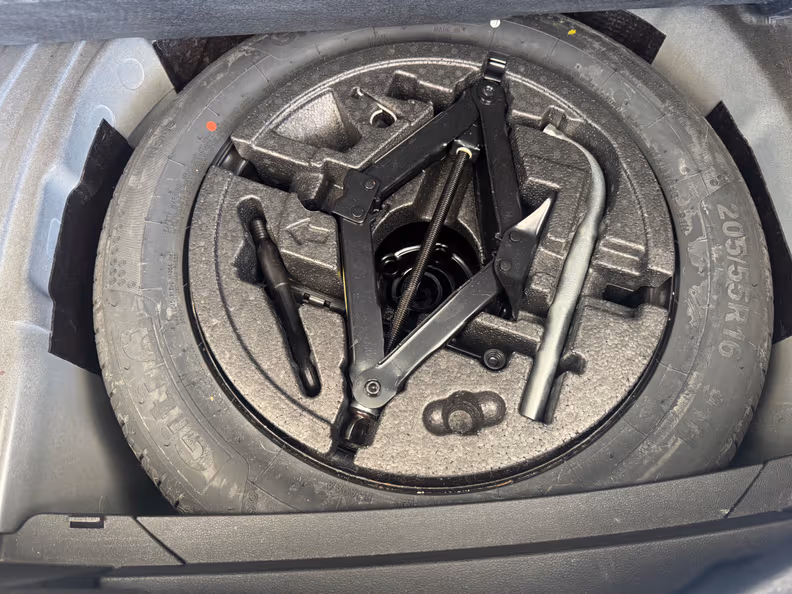 Volkswagen T-Cross - 32