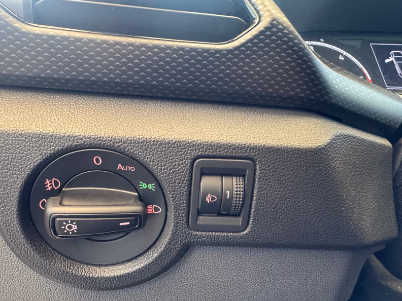 Volkswagen T-Cross - 26