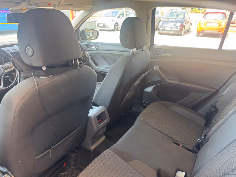 Volkswagen T-Cross - 30