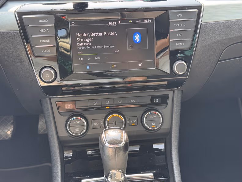 Škoda Superb - 16