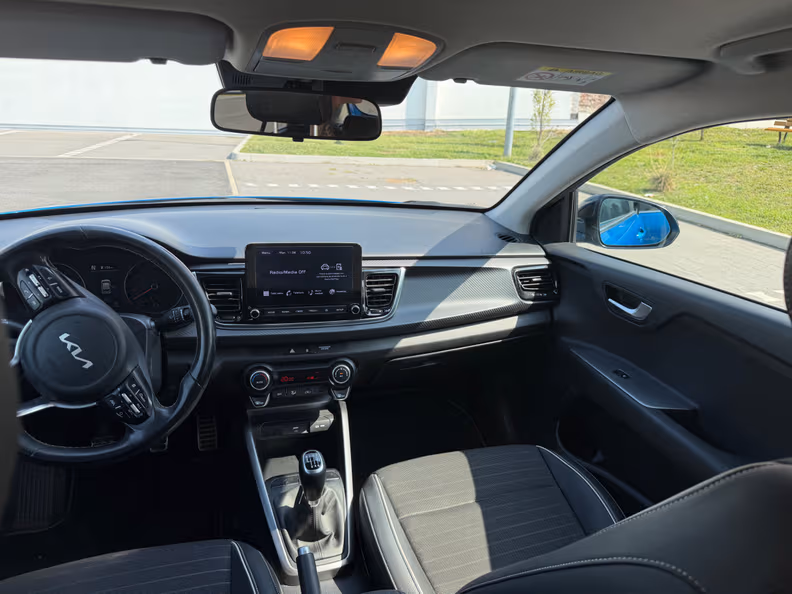 Kia Rio - 16