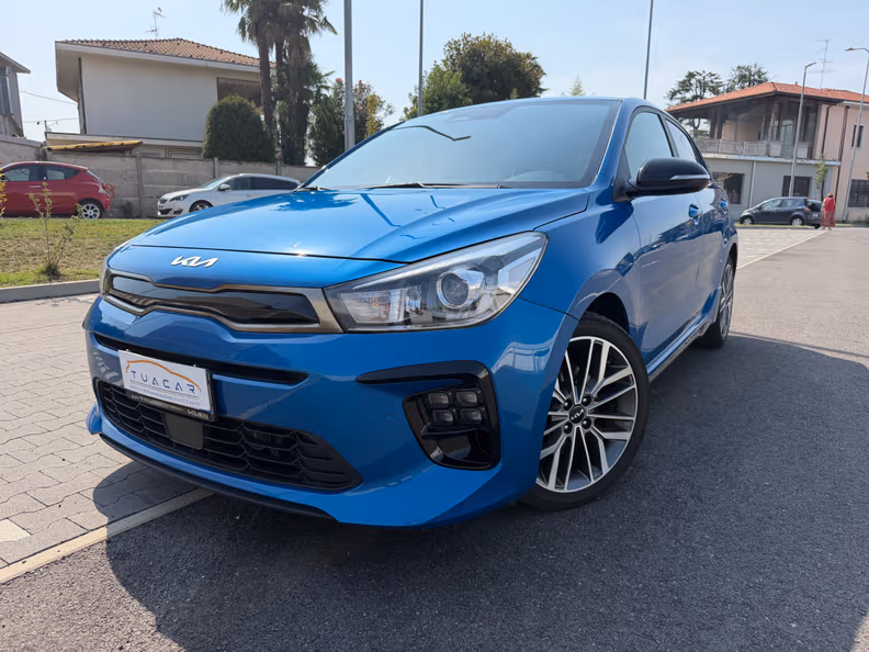 Kia Rio - 1