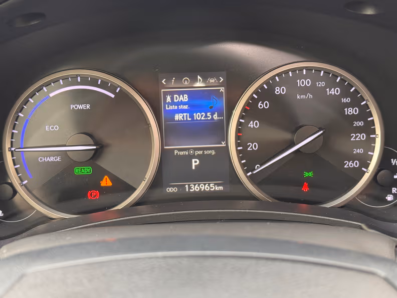 Lexus NX - 9