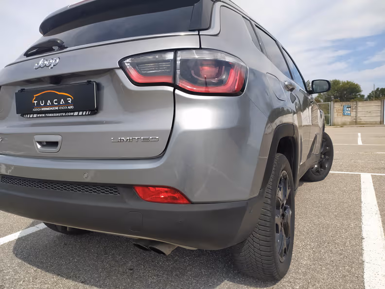 Jeep Compass - 23