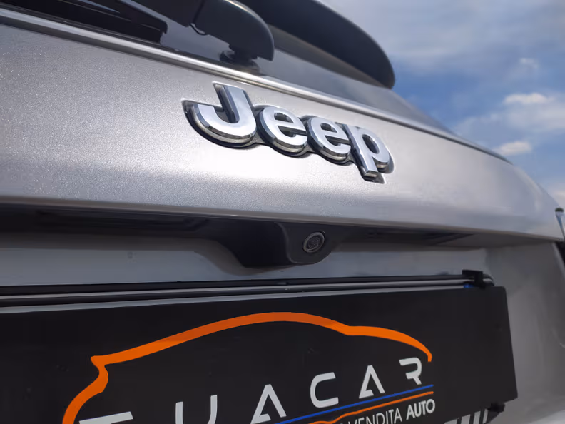 Jeep Compass - 28