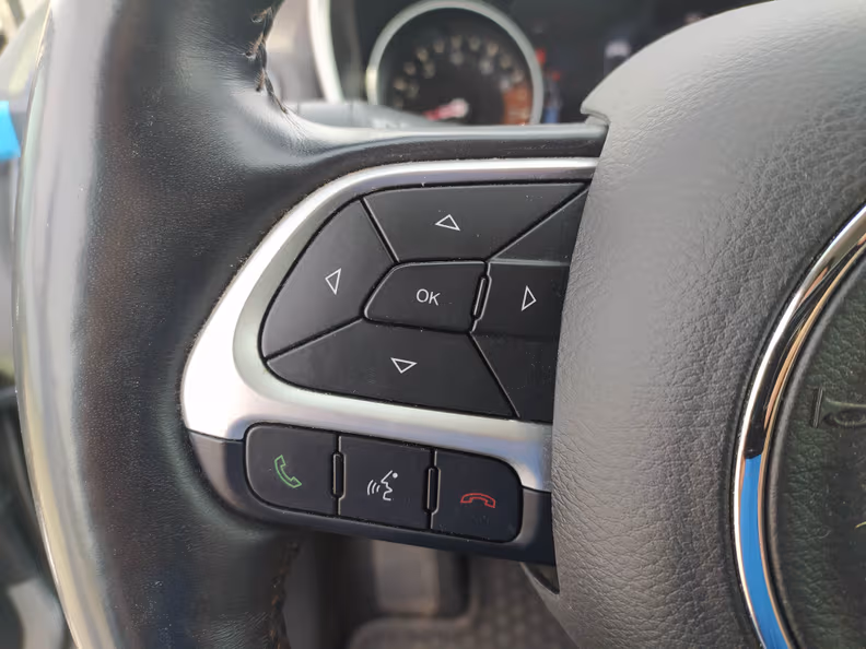 Jeep Compass - 56