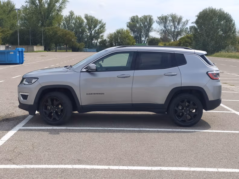 Jeep Compass - 21