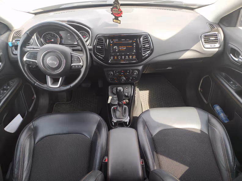 Jeep Compass - 8