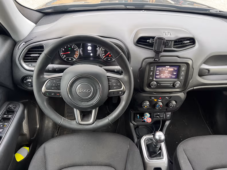 Jeep Renegade - 19