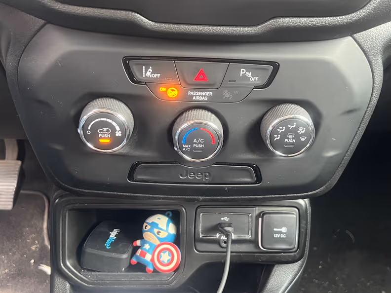 Jeep Renegade - 14