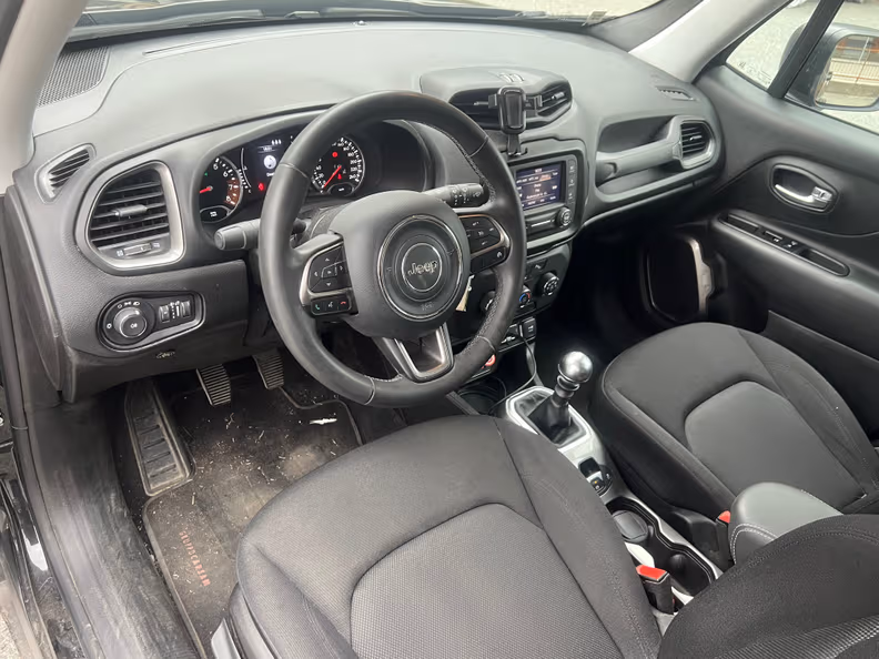 Jeep Renegade - 11