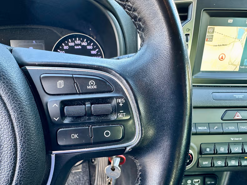 Kia Sportage - 13