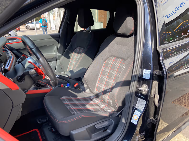 Volkswagen Polo - 24