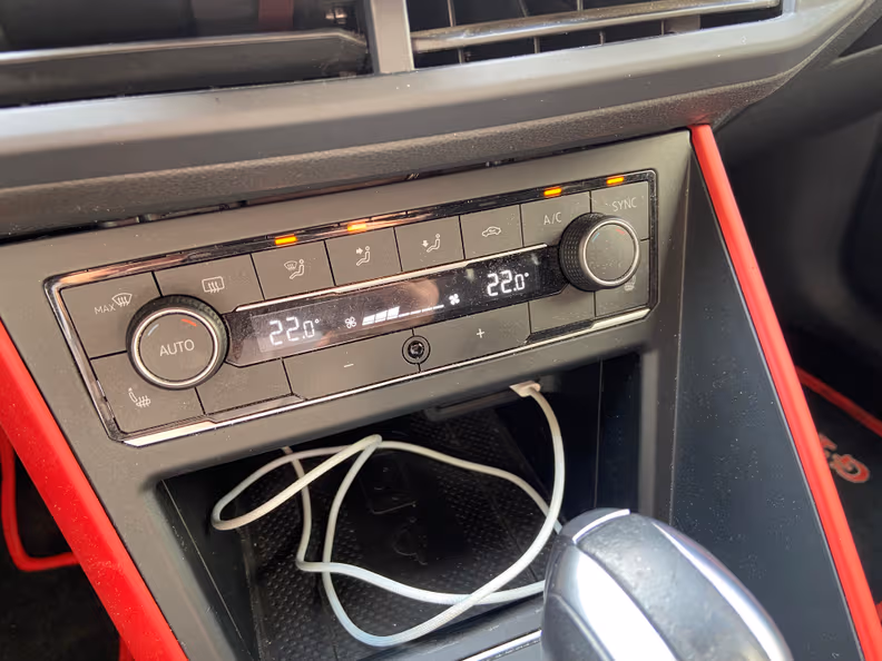 Volkswagen Polo - 33