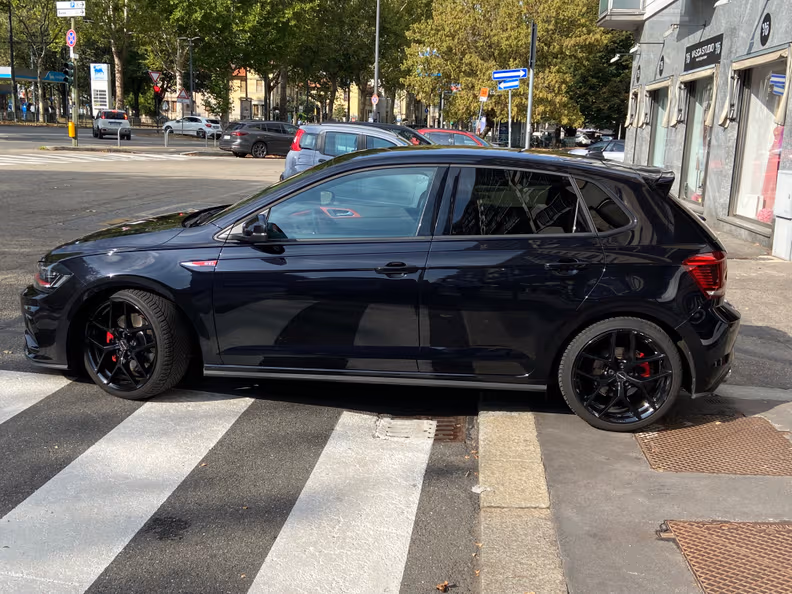 Volkswagen Polo - 30