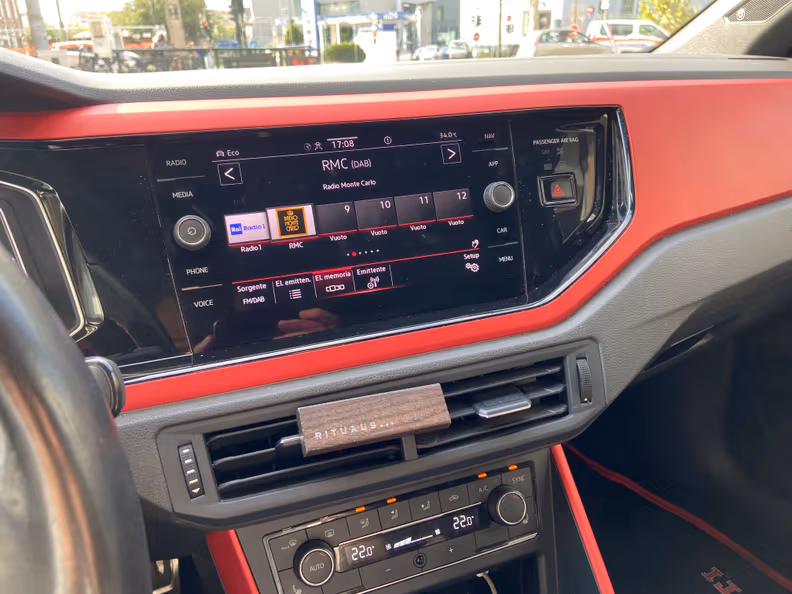 Volkswagen Polo - 14
