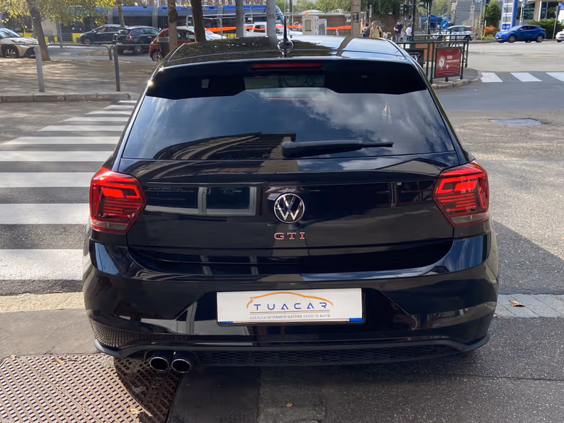 Volkswagen Polo - 5