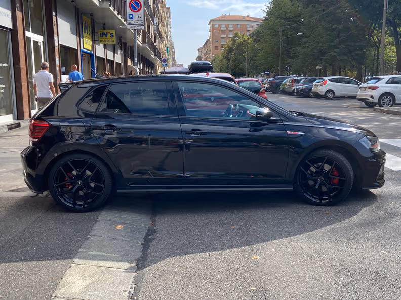 Volkswagen Polo - 29