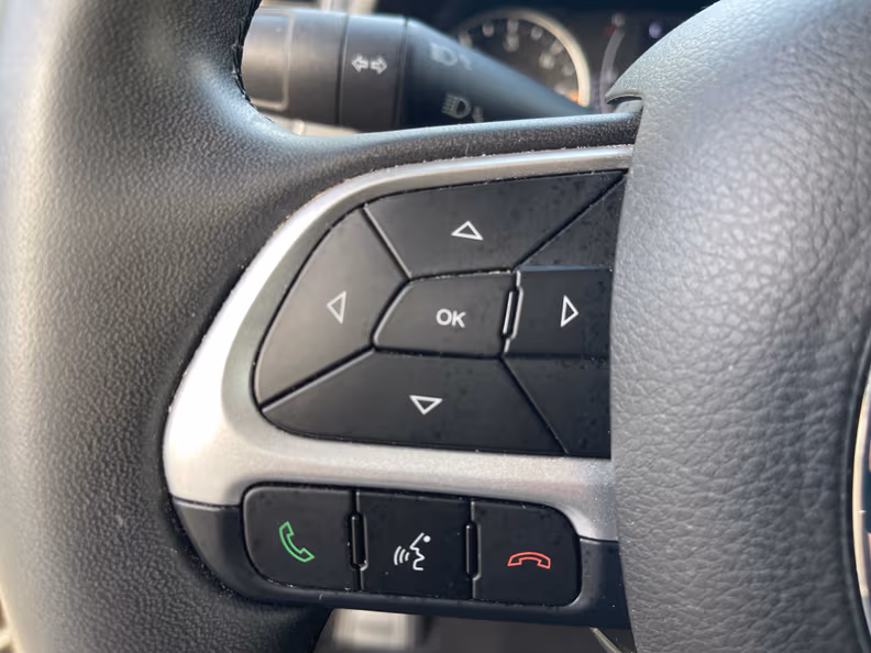 Jeep Renegade - 16