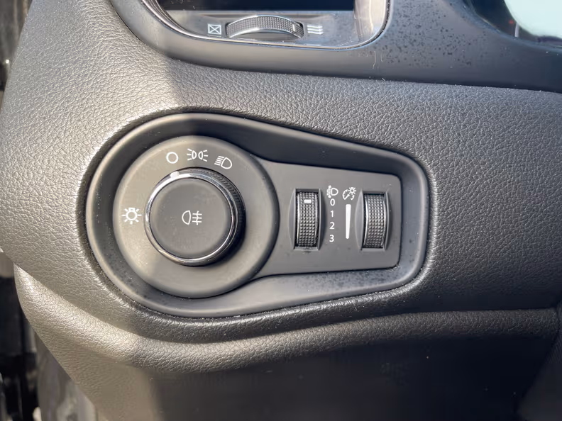 Jeep Renegade - 18
