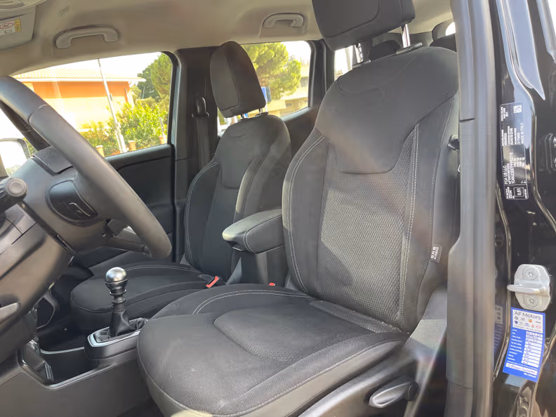 Jeep Renegade - 7