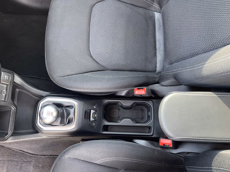 Jeep Renegade - 23