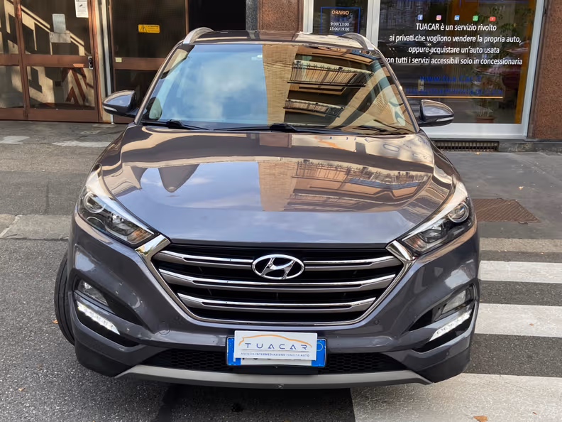 Hyundai Tucson - 2