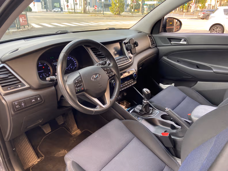 Hyundai Tucson - 8