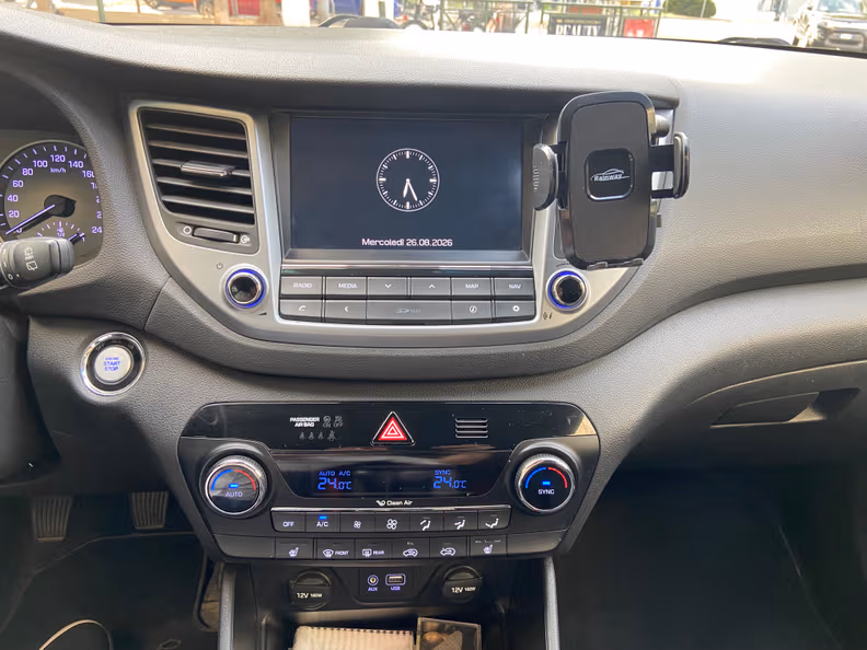 Hyundai Tucson - 33